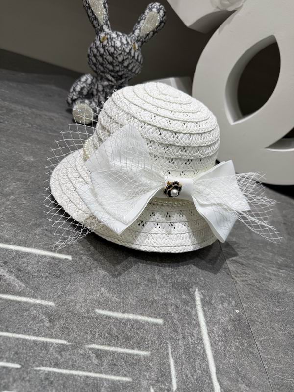 Chanel top hat dx200